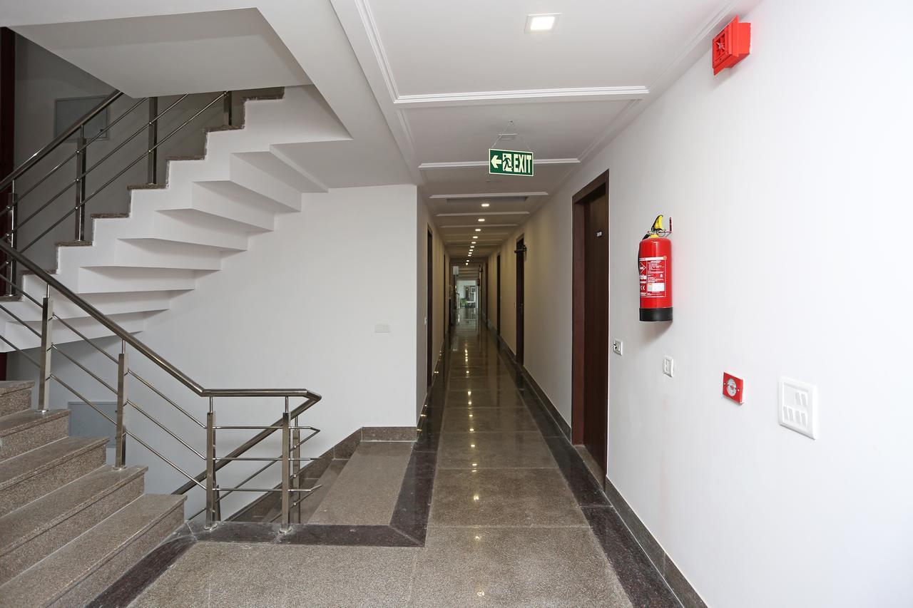 Hotel Arch - Near Aerocity Nueva Delhi Exterior foto