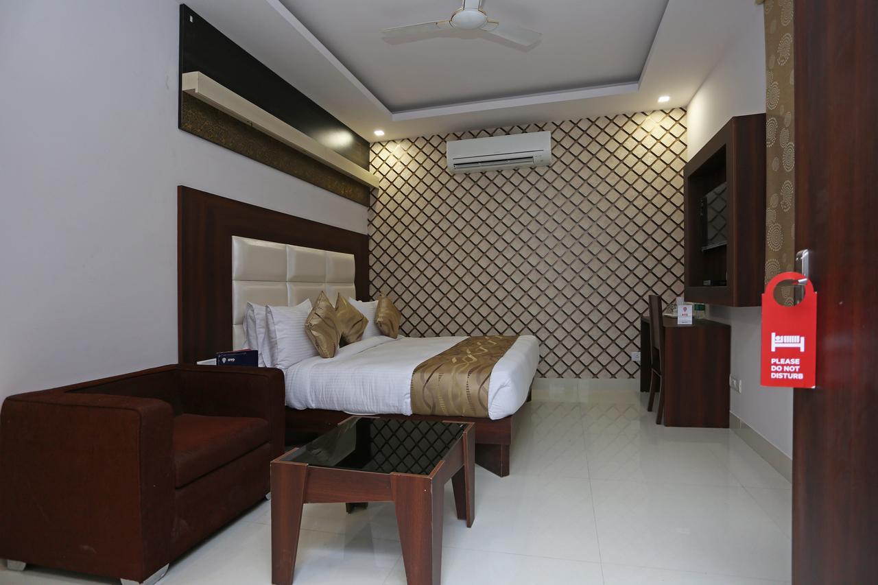 Hotel Arch - Near Aerocity Nueva Delhi Exterior foto